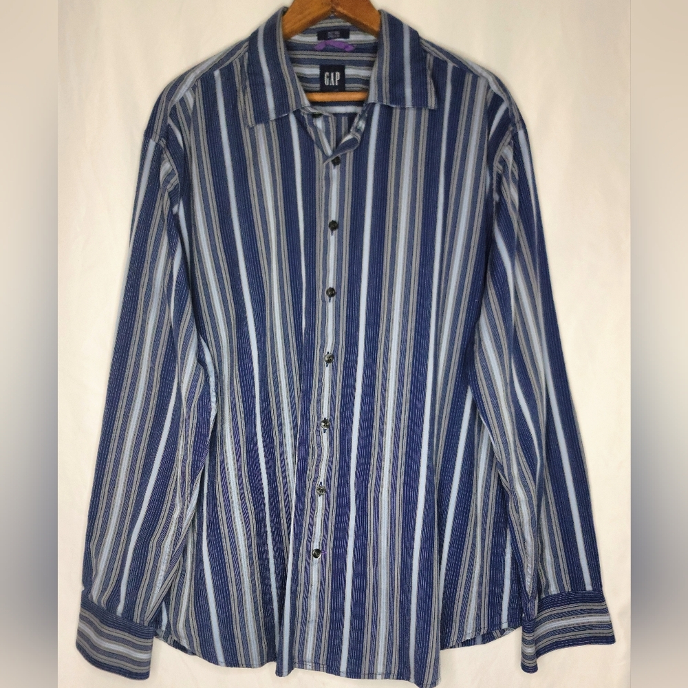 GAP Men's Blue Striped Shirt
